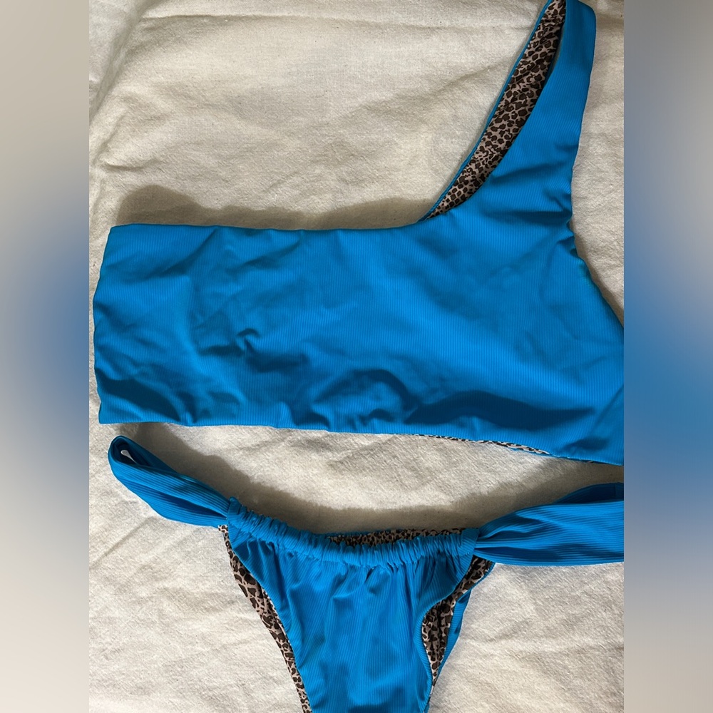 Acacia swimwear set